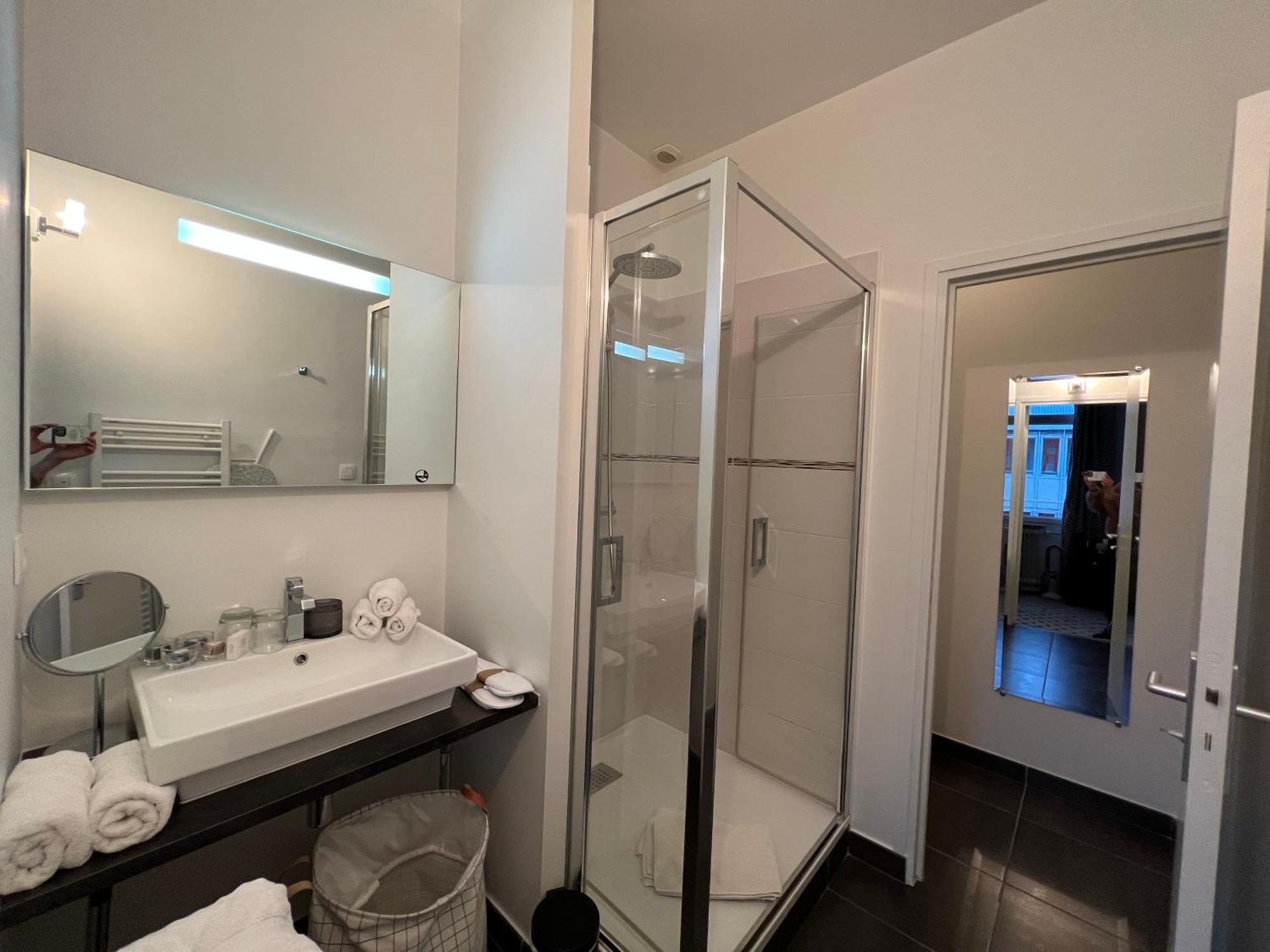 La Demeure Des Sacres - Cathedrale Bed & Breakfast Reims Ngoại thất bức ảnh