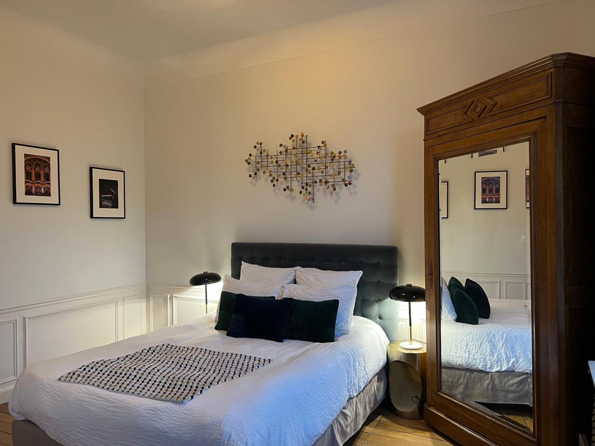 La Demeure Des Sacres - Cathedrale Bed & Breakfast Reims Ngoại thất bức ảnh